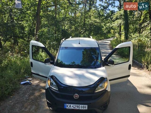 Белый Фиат Добло, объемом двигателя 1.25 л и пробегом 231 тыс. км за 9500 $, фото 9 на Automoto.ua