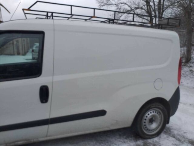 Білий Фіат Добло, об'ємом двигуна 1.4 л та пробігом 112 тис. км за 12500 $, фото 7 на Automoto.ua