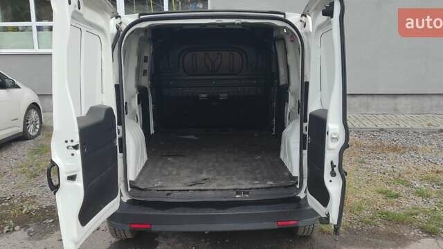 Фиат Добло 2020 в Львове на Automoto.ua Белый Фиат Добло, объемом двигателя 1.37 л и пробегом 15 тыс. км за 10500 $, фото 9 на Automoto.ua