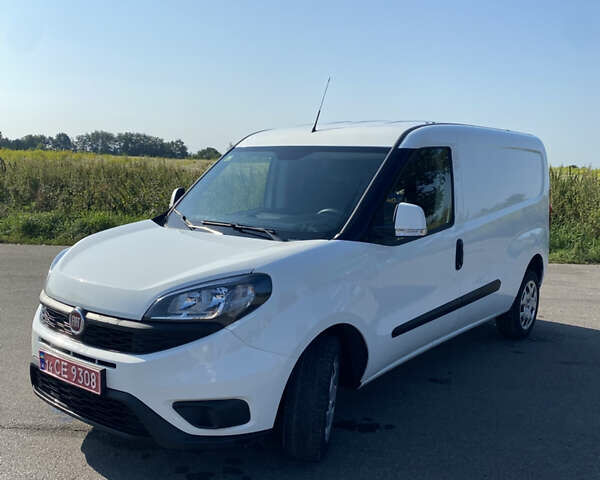 Белый Фиат Добло, объемом двигателя 1.6 л и пробегом 182 тыс. км за 11450 $, фото 8 на Automoto.ua