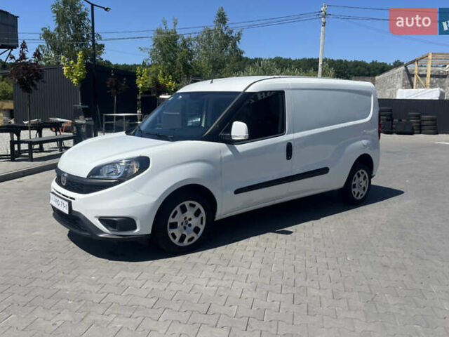 Белый Фиат Добло, объемом двигателя 1.6 л и пробегом 182 тыс. км за 11450 $, фото 2 на Automoto.ua