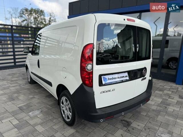 Белый Фиат Добло, объемом двигателя 1.3 л и пробегом 135 тыс. км за 13500 $, фото 10 на Automoto.ua