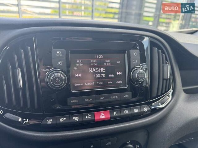 Белый Фиат Добло, объемом двигателя 1.3 л и пробегом 135 тыс. км за 13500 $, фото 23 на Automoto.ua