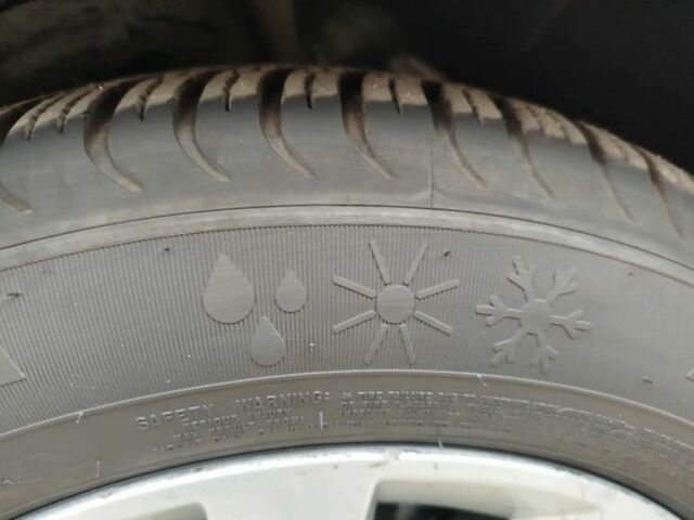 Білий Фіат Добло, об'ємом двигуна 1.6 л та пробігом 105 тис. км за 9300 $, фото 22 на Automoto.ua