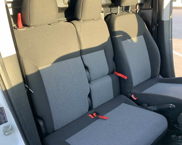 Білий Фіат Добло, об'ємом двигуна 1.6 л та пробігом 56 тис. км за 14100 $, фото 19 на Automoto.ua