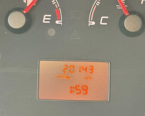 Белый Фиат Добло, объемом двигателя 1.37 л и пробегом 19 тыс. км за 15000 $, фото 9 на Automoto.ua