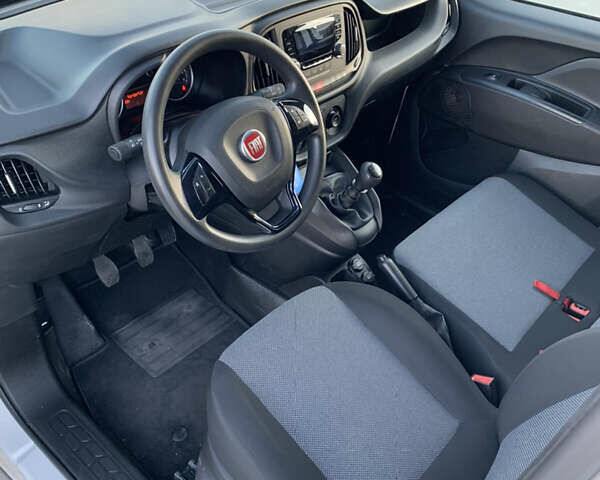 Білий Фіат Добло, об'ємом двигуна 1.6 л та пробігом 56 тис. км за 14100 $, фото 14 на Automoto.ua