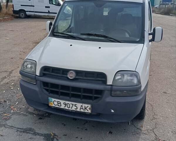 Белый Фиат Добло, объемом двигателя 1.9 л и пробегом 252 тыс. км за 3400 $, фото 3 на Automoto.ua