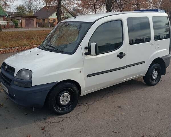 Белый Фиат Добло, объемом двигателя 1.9 л и пробегом 252 тыс. км за 3400 $, фото 8 на Automoto.ua