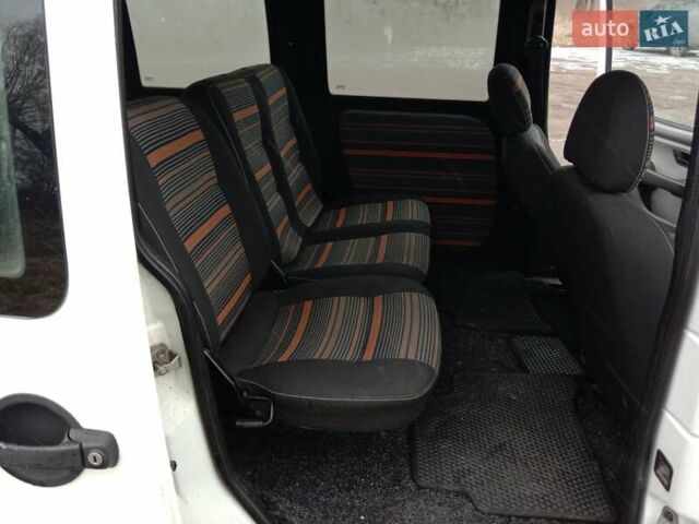 Білий Фіат Добло, об'ємом двигуна 1.2 л та пробігом 210 тис. км за 4000 $, фото 4 на Automoto.ua