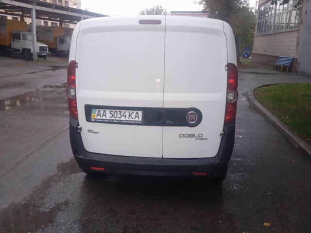 Білий Фіат Добло, об'ємом двигуна 1.2 л та пробігом 300 тис. км за 4300 $, фото 4 на Automoto.ua