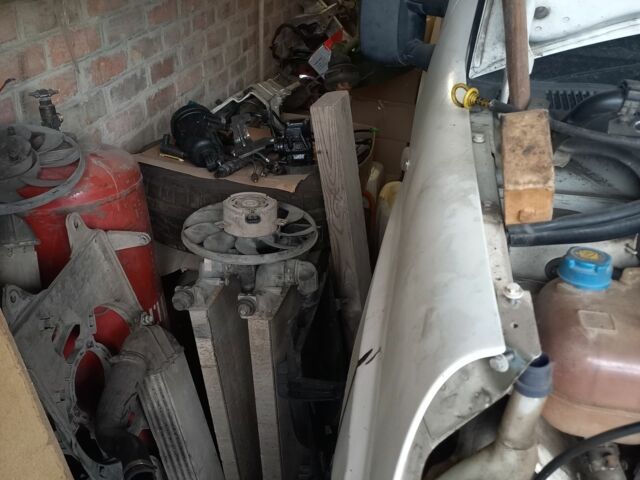 Белый Фиат Добло, объемом двигателя 1.3 л и пробегом 1000 тыс. км за 2362 $, фото 7 на Automoto.ua