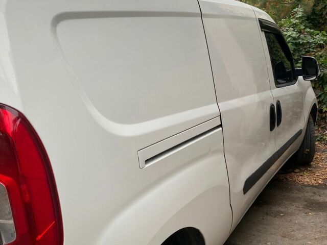 Фиат Добло 2016 в Днепре (Днепропетровске) на Automoto.ua Белый Фиат Добло, объемом двигателя 1.4 л и пробегом 170 тыс. км за 6500 $, фото 3 на Automoto.ua