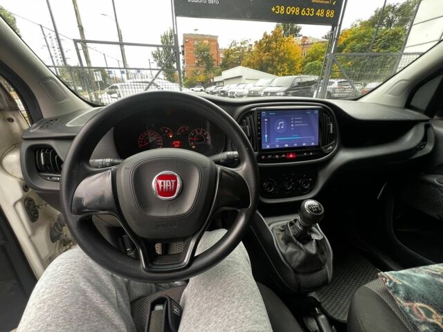 Фиат Добло 2016 в Днепре (Днепропетровске) на Automoto.ua Белый Фиат Добло, объемом двигателя 1.4 л и пробегом 170 тыс. км за 6500 $, фото 2 на Automoto.ua