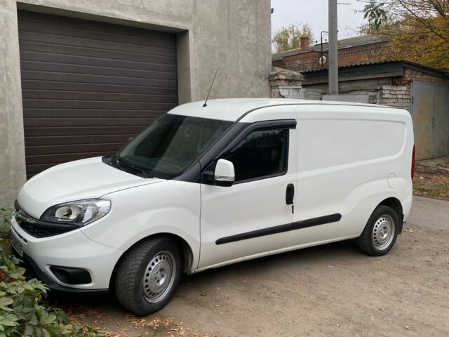 Фиат Добло 2016 в Днепре (Днепропетровске) на Automoto.ua Белый Фиат Добло, объемом двигателя 1.4 л и пробегом 170 тыс. км за 6500 $, фото 4 на Automoto.ua