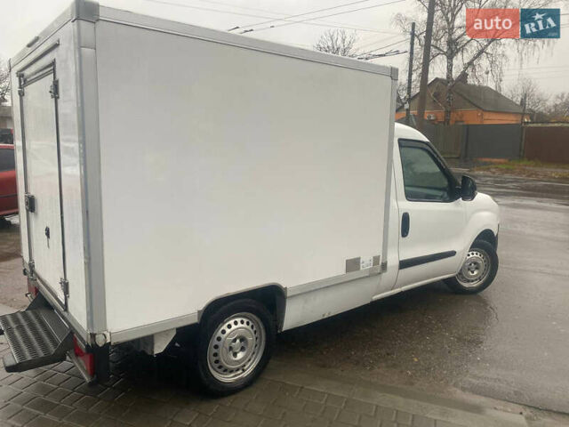 Білий Фіат Добло, об'ємом двигуна 1.6 л та пробігом 255 тис. км за 12000 $, фото 2 на Automoto.ua