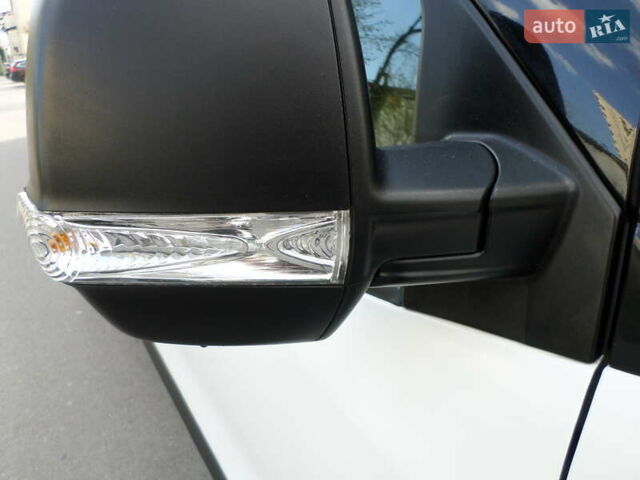 Белый Фиат Добло, объемом двигателя 1.3 л и пробегом 147 тыс. км за 11300 $, фото 18 на Automoto.ua