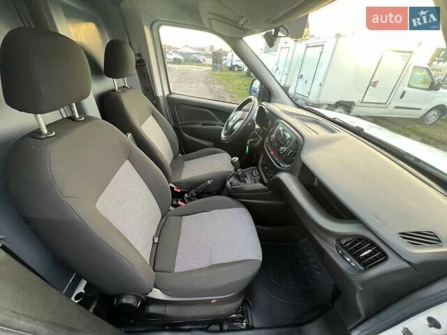 Білий Фіат Добло, об'ємом двигуна 1.3 л та пробігом 123 тис. км за 8698 $, фото 10 на Automoto.ua