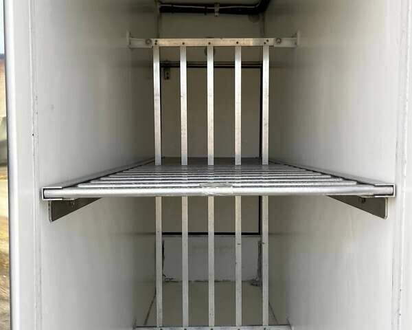 Белый Фиат Добло, объемом двигателя 1.6 л и пробегом 129 тыс. км за 16000 $, фото 5 на Automoto.ua