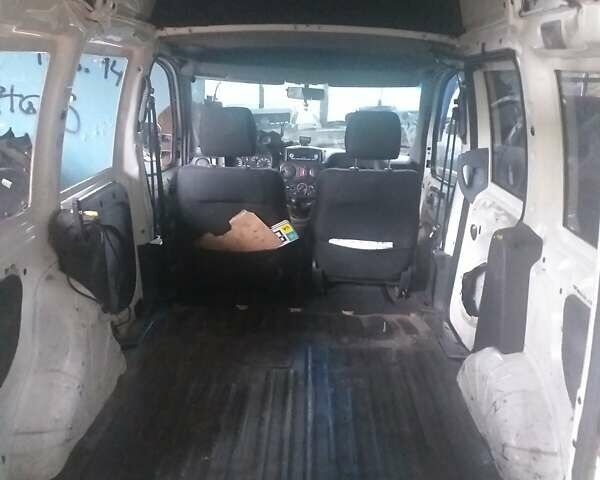 Білий Фіат Добло, об'ємом двигуна 1.9 л та пробігом 370 тис. км за 2900 $, фото 5 на Automoto.ua