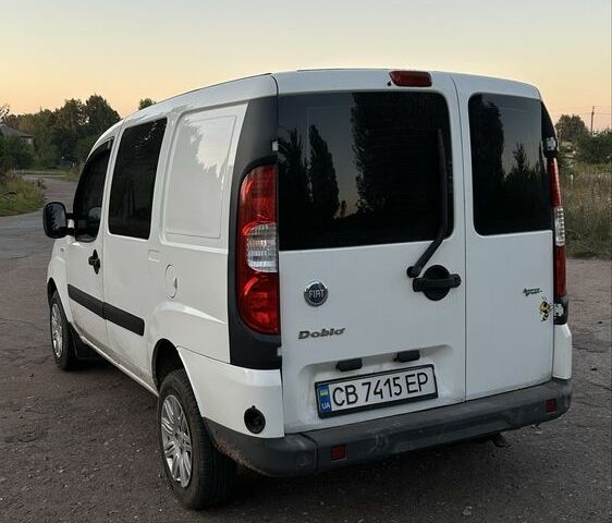 Білий Фіат Добло, об'ємом двигуна 1.6 л та пробігом 370 тис. км за 3600 $, фото 3 на Automoto.ua