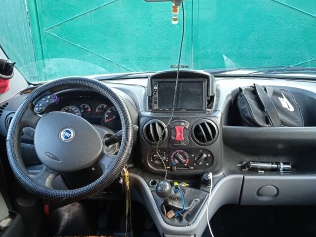 Білий Фіат Добло, об'ємом двигуна 1.2 л та пробігом 225 тис. км за 4749 $, фото 2 на Automoto.ua