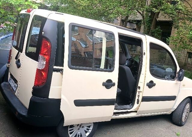 Білий Фіат Добло, об'ємом двигуна 1.4 л та пробігом 293 тис. км за 4150 $, фото 4 на Automoto.ua