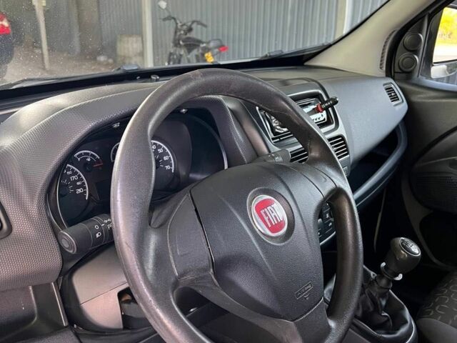 Белый Фиат Добло, объемом двигателя 1.6 л и пробегом 230 тыс. км за 7500 $, фото 19 на Automoto.ua