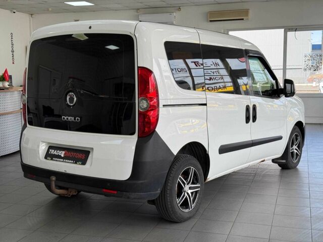 Білий Фіат Добло, об'ємом двигуна 1.3 л та пробігом 280 тис. км за 5490 $, фото 7 на Automoto.ua