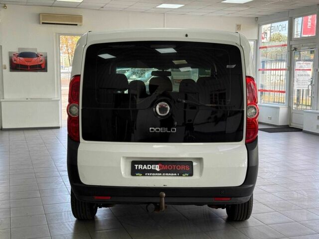 Білий Фіат Добло, об'ємом двигуна 1.3 л та пробігом 280 тис. км за 5490 $, фото 6 на Automoto.ua