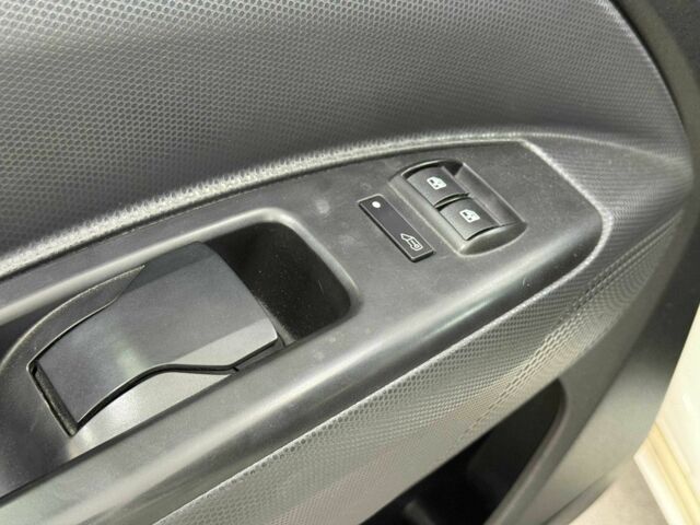 Білий Фіат Добло, об'ємом двигуна 1.3 л та пробігом 280 тис. км за 5490 $, фото 10 на Automoto.ua