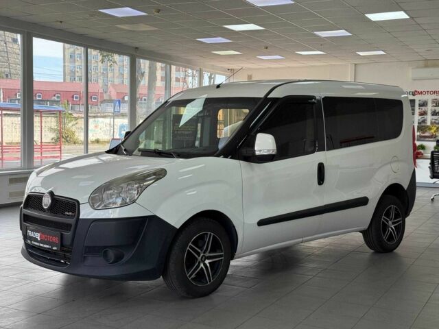 Білий Фіат Добло, об'ємом двигуна 1.3 л та пробігом 280 тис. км за 5490 $, фото 4 на Automoto.ua