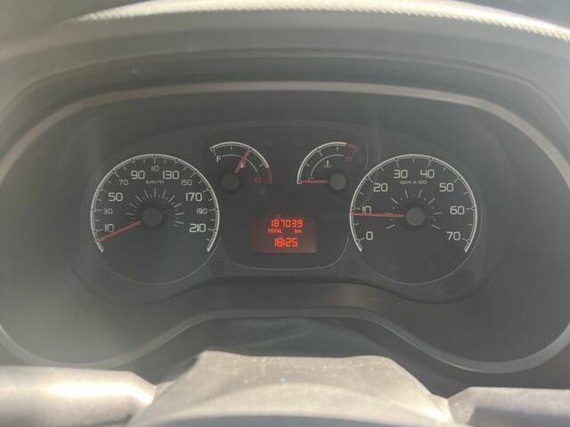 Білий Фіат Добло, об'ємом двигуна 1.2 л та пробігом 177 тис. км за 5200 $, фото 7 на Automoto.ua