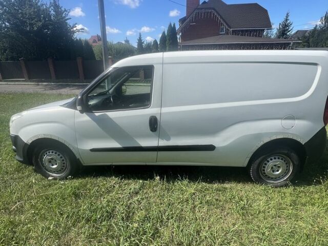 Білий Фіат Добло, об'ємом двигуна 1.2 л та пробігом 177 тис. км за 5200 $, фото 1 на Automoto.ua