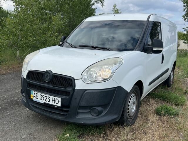 Білий Фіат Добло, об'ємом двигуна 1.4 л та пробігом 188 тис. км за 4500 $, фото 1 на Automoto.ua