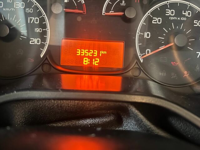 Белый Фиат Добло, объемом двигателя 1.6 л и пробегом 335 тыс. км за 6000 $, фото 2 на Automoto.ua