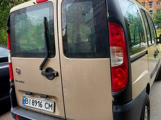 Бежевий Фіат Добло, об'ємом двигуна 1.4 л та пробігом 320 тис. км за 5200 $, фото 1 на Automoto.ua