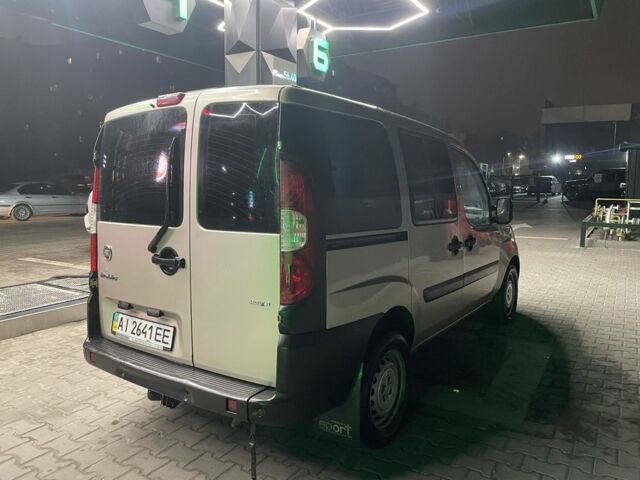 Бежевый Фиат Добло, объемом двигателя 1.2 л и пробегом 354 тыс. км за 5250 $, фото 3 на Automoto.ua