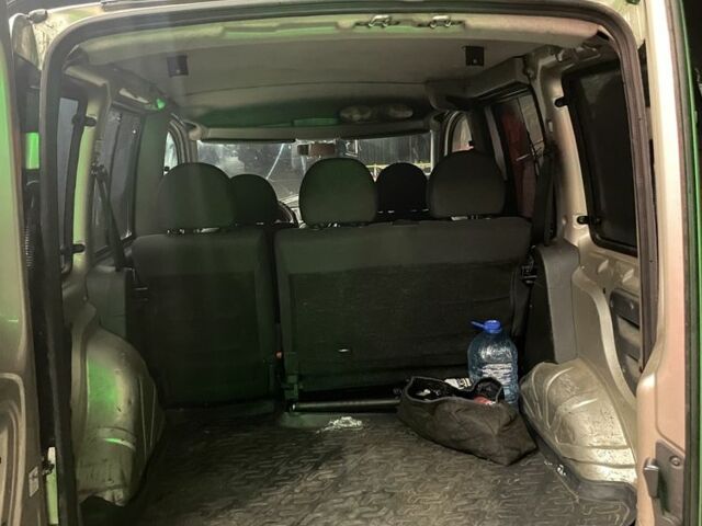 Бежевый Фиат Добло, объемом двигателя 1.2 л и пробегом 354 тыс. км за 5250 $, фото 4 на Automoto.ua