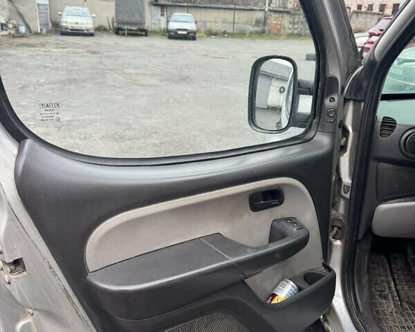 Бежевый Фиат Добло, объемом двигателя 0 л и пробегом 375 тыс. км за 3350 $, фото 9 на Automoto.ua