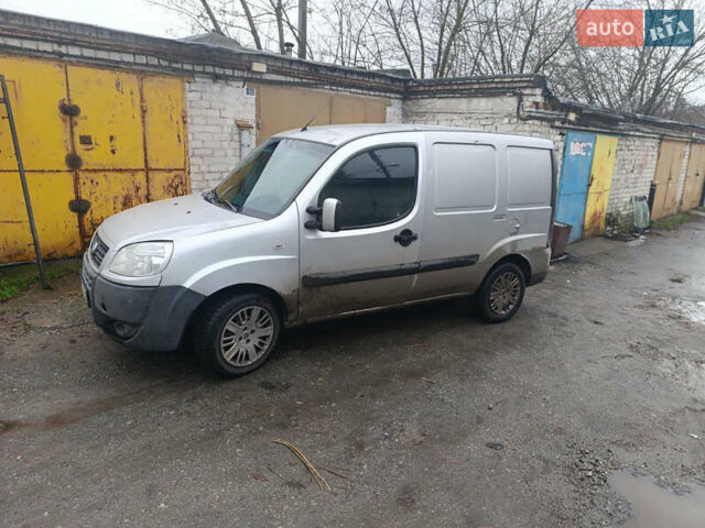 Бежевый Фиат Добло, объемом двигателя 0 л и пробегом 375 тыс. км за 3350 $, фото 1 на Automoto.ua