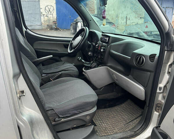 Бежевый Фиат Добло, объемом двигателя 0 л и пробегом 375 тыс. км за 3350 $, фото 14 на Automoto.ua