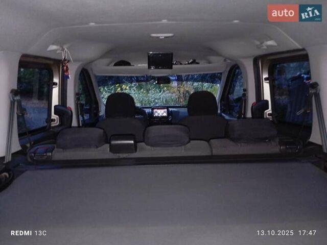 Бежевий Фіат Добло, об'ємом двигуна 1.6 л та пробігом 217 тис. км за 8100 $, фото 5 на Automoto.ua