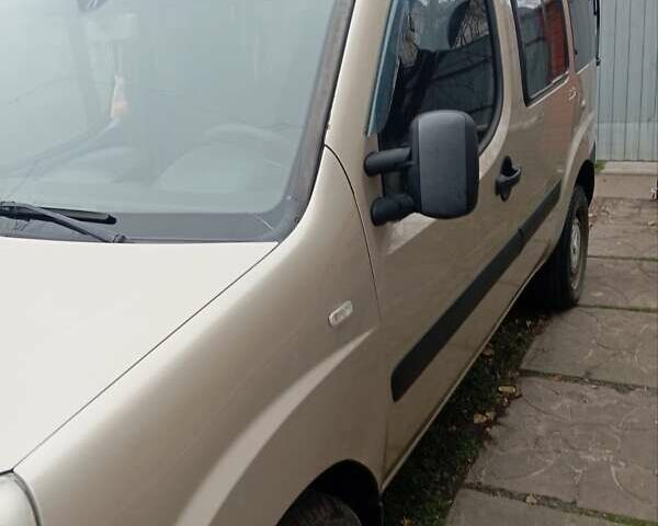 Бежевый Фиат Добло, объемом двигателя 1.25 л и пробегом 310 тыс. км за 5200 $, фото 8 на Automoto.ua