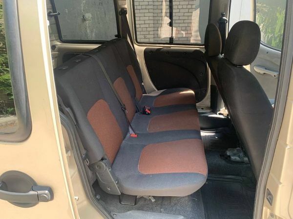 Бежевий Фіат Добло, об'ємом двигуна 0 л та пробігом 188 тис. км за 6900 $, фото 6 на Automoto.ua