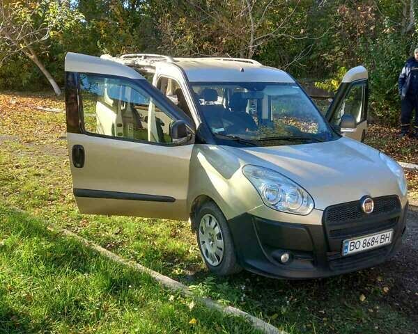 Бежевый Фиат Добло, объемом двигателя 1.6 л и пробегом 204 тыс. км за 10500 $, фото 2 на Automoto.ua