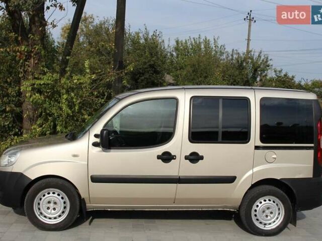 Бежевый Фиат Добло, объемом двигателя 1.4 л и пробегом 97 тыс. км за 7800 $, фото 8 на Automoto.ua