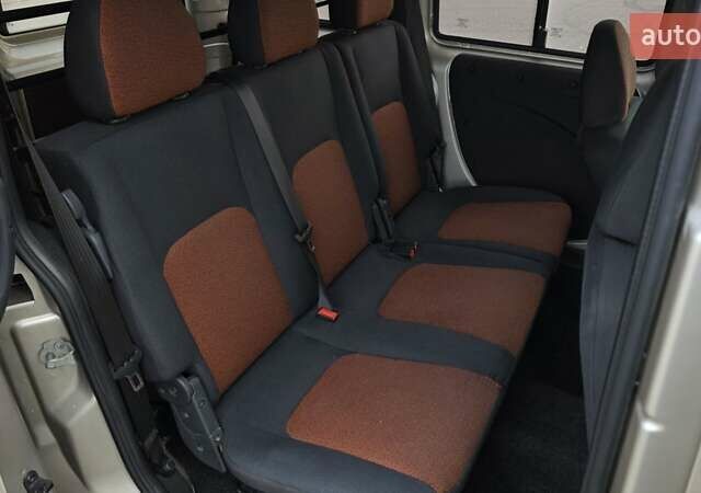 Бежевий Фіат Добло, об'ємом двигуна 1.4 л та пробігом 274 тис. км за 5499 $, фото 19 на Automoto.ua