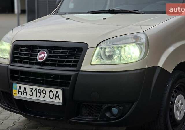 Бежевий Фіат Добло, об'ємом двигуна 1.4 л та пробігом 274 тис. км за 5499 $, фото 3 на Automoto.ua