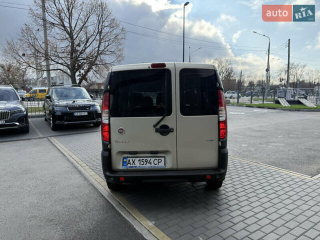 Бежевий Фіат Добло, об'ємом двигуна 1.3 л та пробігом 93 тис. км за 9100 $, фото 5 на Automoto.ua